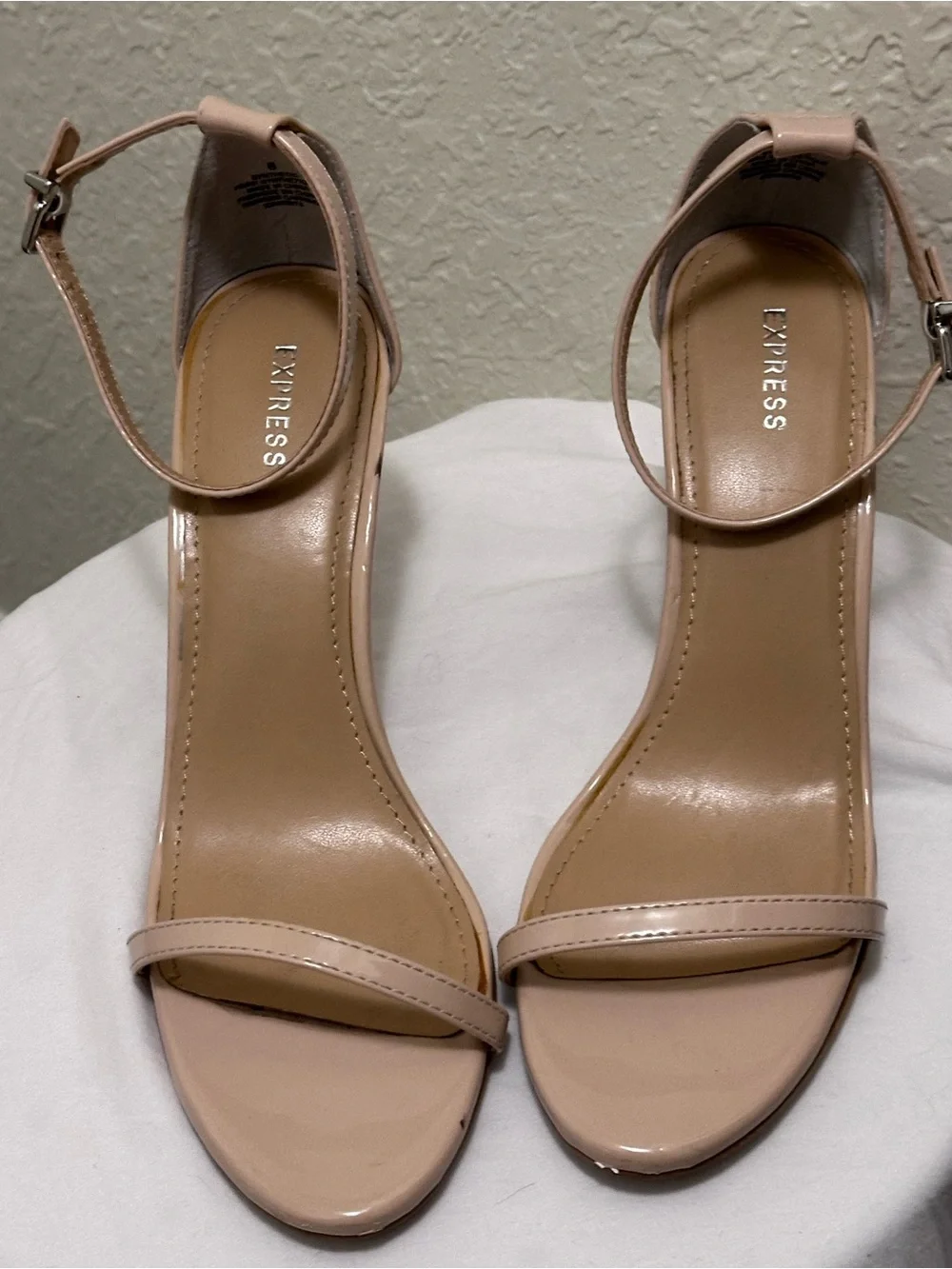 Express classic nude